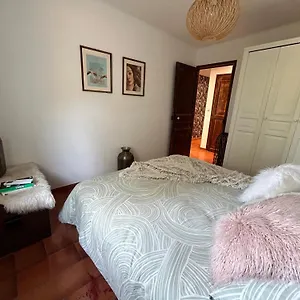 De Charme En Campagne Avec Piscine Privee Et Nature Luxuriante Villa Le Beausset